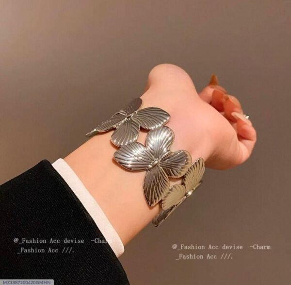 1 Pc Silver Plated Kara Bangle